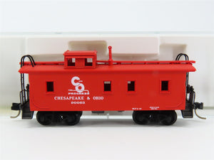 N Scale Micro-Trains MTL 50190 Chesapeake & Ohio 34' Wood-Sheathed Caboose RTR