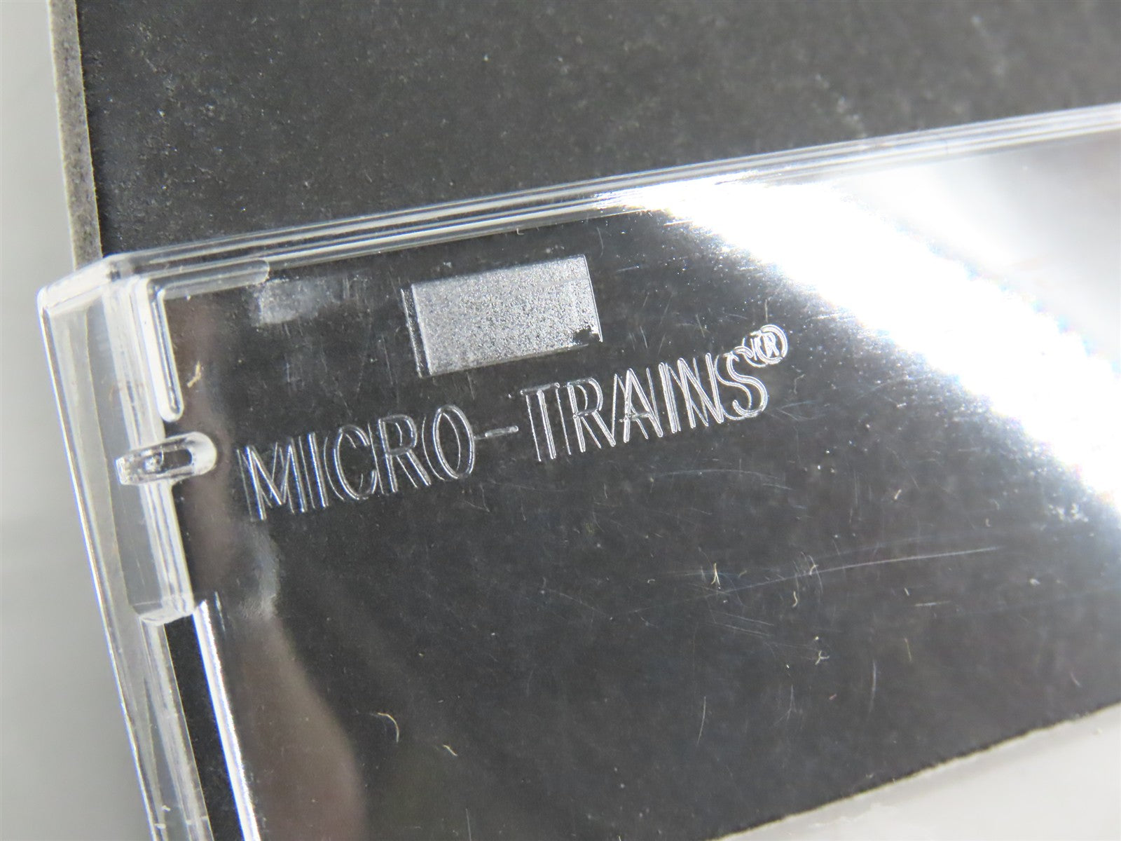 N Scale Micro-Trains MTL 51050 NP Northern Pacific 34' Wood Sheathed Caboose RTR