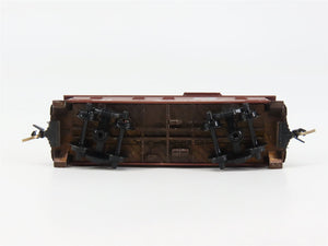 N Scale Micro-Trains MTL 51050 NP Northern Pacific 34' Wood-Sheathed Caboose RTR