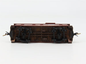 N Scale Micro-Trains MTL 51050 NP Northern Pacific 34' Wood-Sheathed Caboose RTR