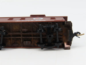 N Scale Micro-Trains MTL 51050 NP Northern Pacific 34' Wood-Sheathed Caboose RTR