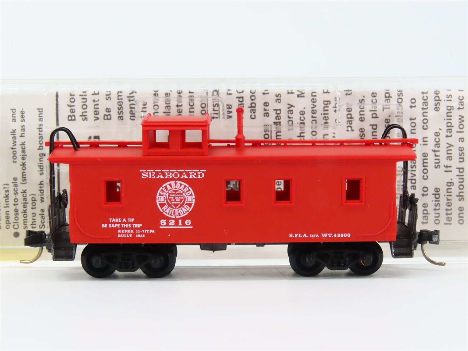 N Scale Micro-Trains MTL 51030 Seaboard 34' Wood-Sheathed Caboose 5216 RTR