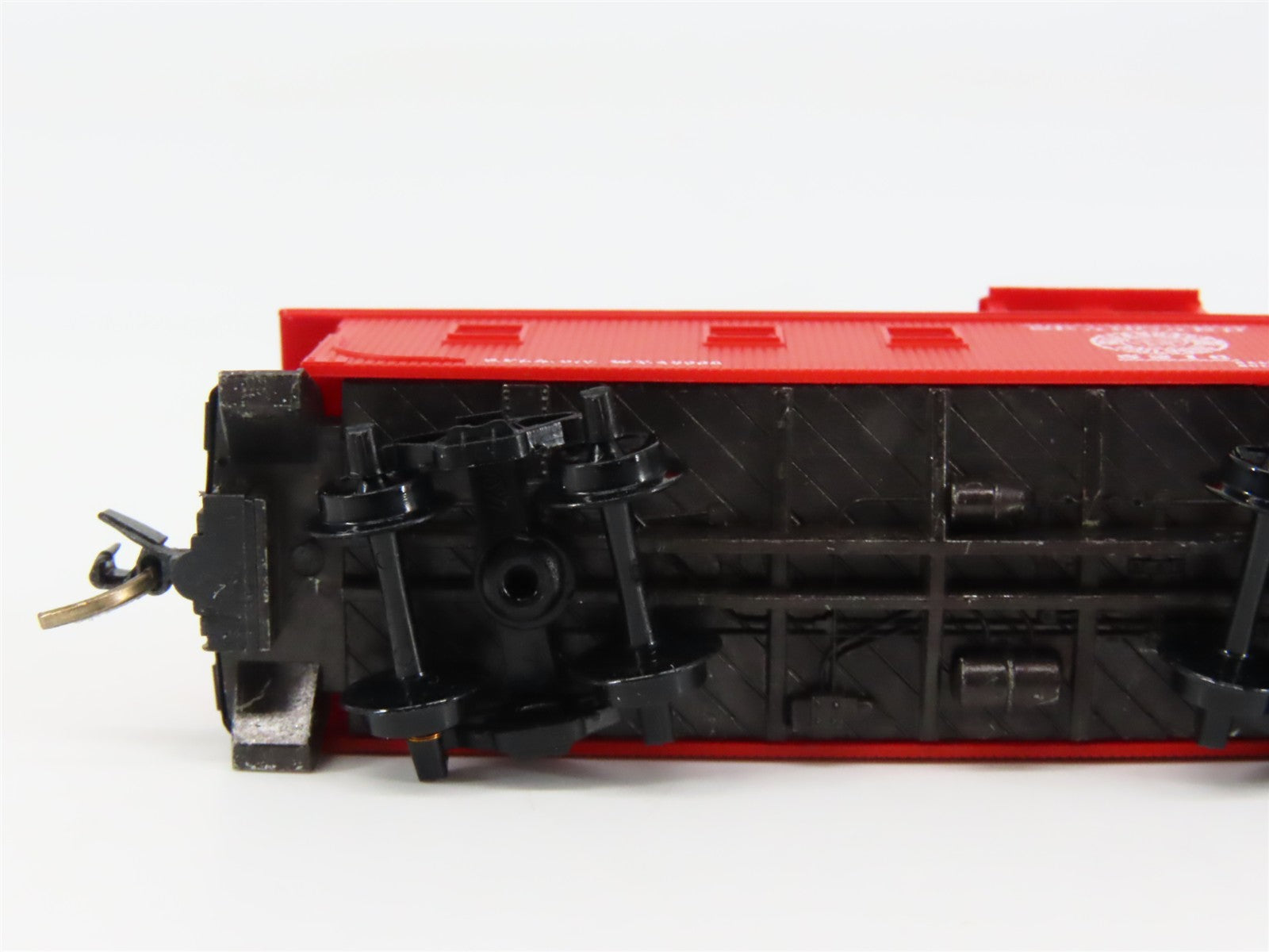 N Scale Micro-Trains MTL 51030 Seaboard 34' Wood-Sheathed Caboose 5216 RTR