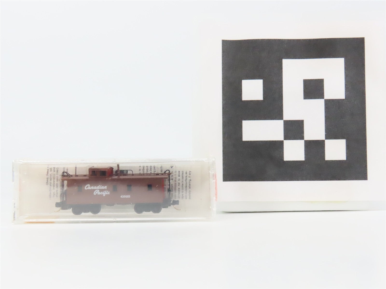 N Scale Micro-Trains MTL 51030 Seaboard 34' Wood-Sheathed Caboose 5216 RTR
