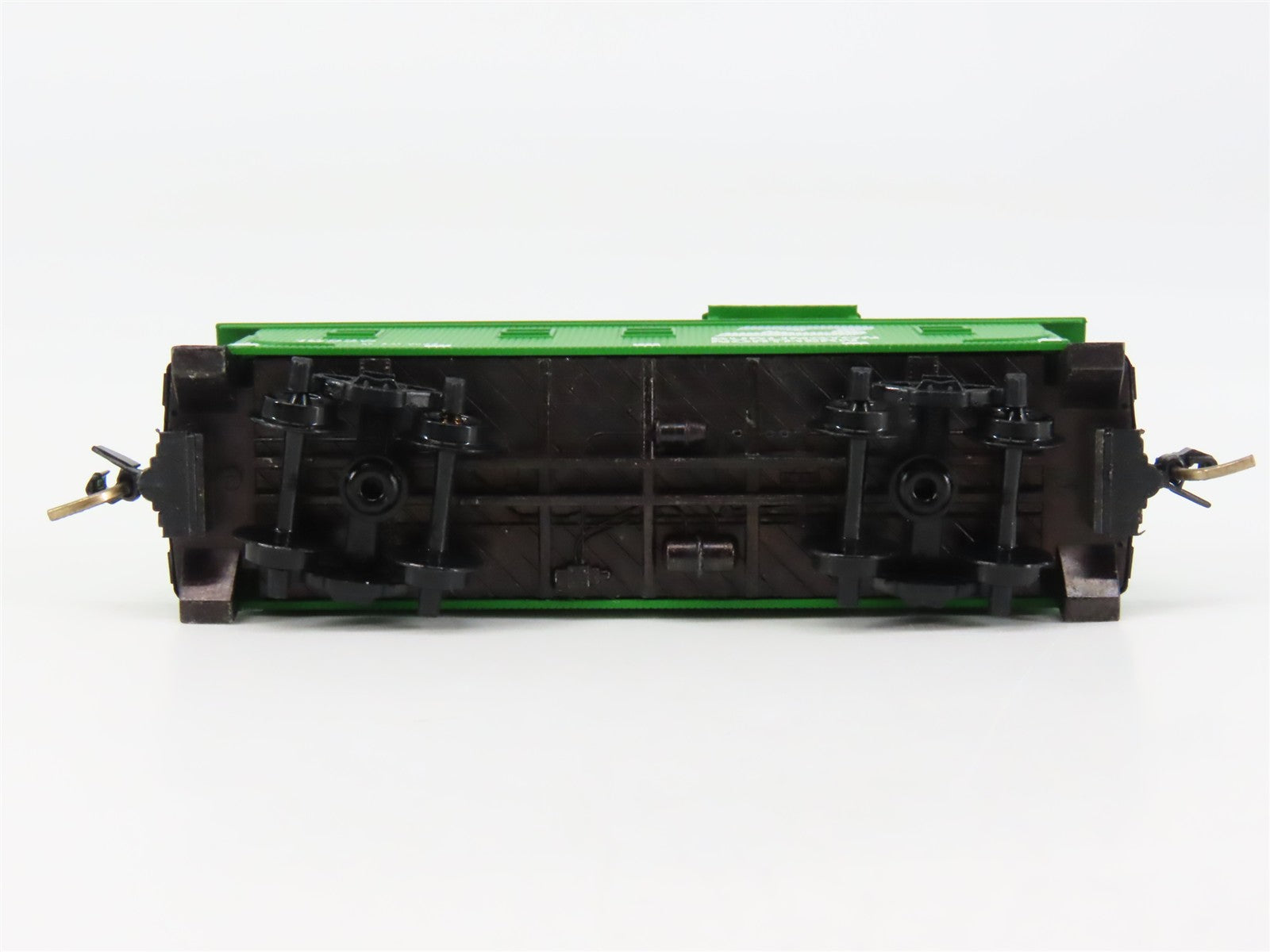 N Scale Micro-Trains MTL 51090 Burlington Northern 34' Wood-Sheathed Caboose RTR