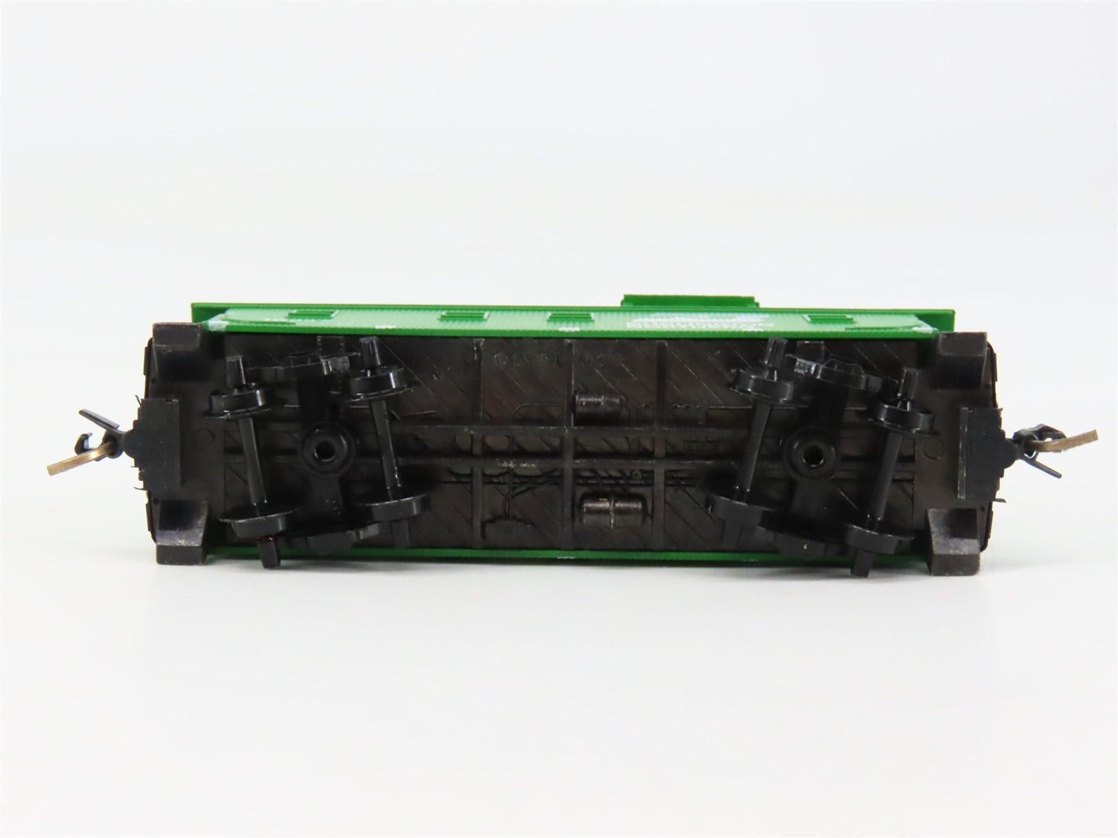 N Scale Micro-Trains MTL 51090 Burlington Northern 34' Wood-Sheathed Caboose RTR