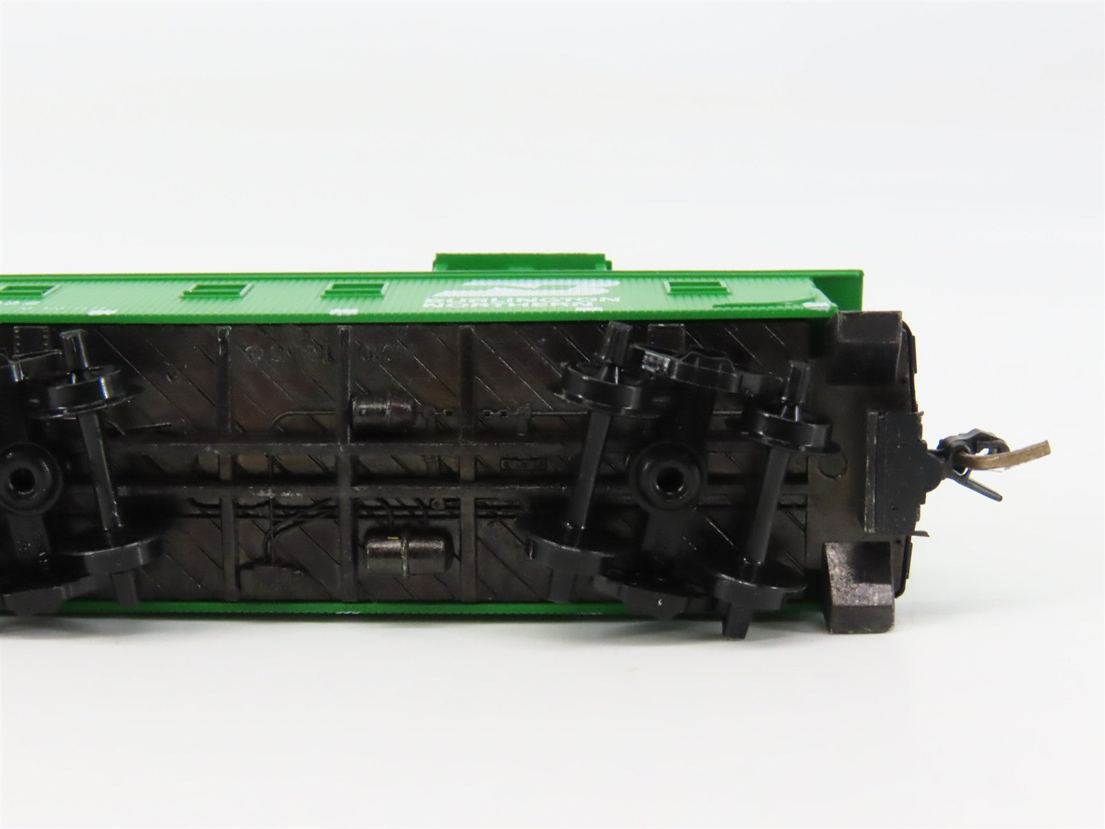 N Scale Micro-Trains MTL 51090 Burlington Northern 34' Wood-Sheathed Caboose RTR