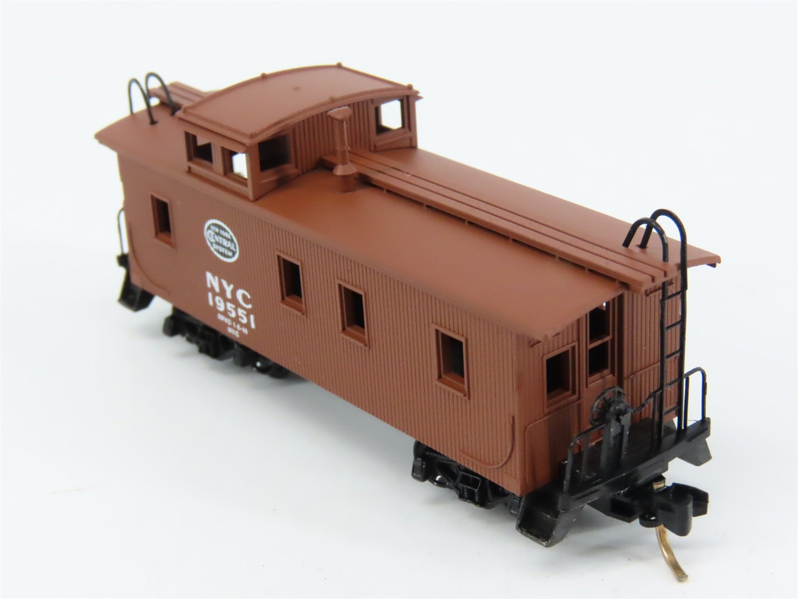 N Scale Micro-Trains MTL 51080 New York Central 34' Wood Sheathed Caboose RTR
