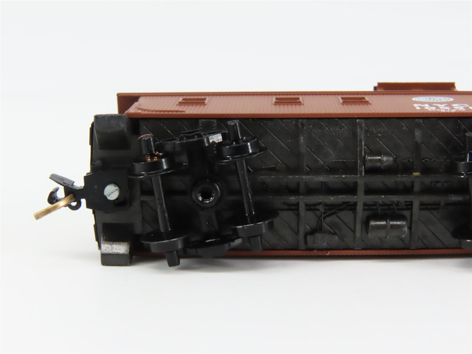 N Scale Micro-Trains MTL 51080 New York Central 34' Wood Sheathed Caboose RTR