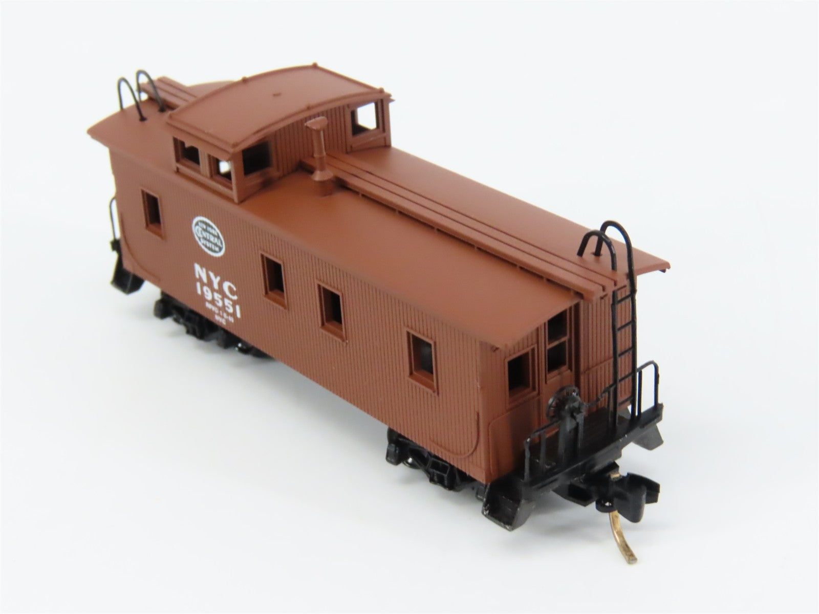 N Scale Micro-Trains MTL 51080 New York Central 34' Wood Sheathed Caboose RTR