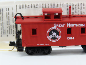 N Scale Micro-Trains MTL 51110 Great Northern 34' Wood-Sheathed Caboose X614 RTR