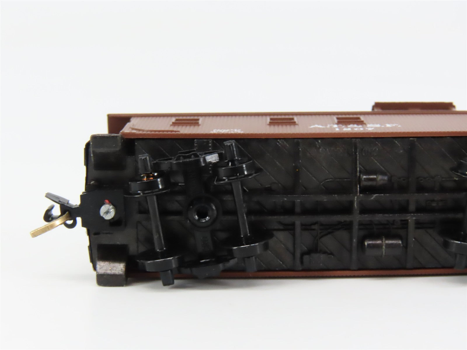 N Scale Micro-Trains MTL 51100 ATSF Santa Fe 34' Wood Sheathed Caboose 1207 RTR