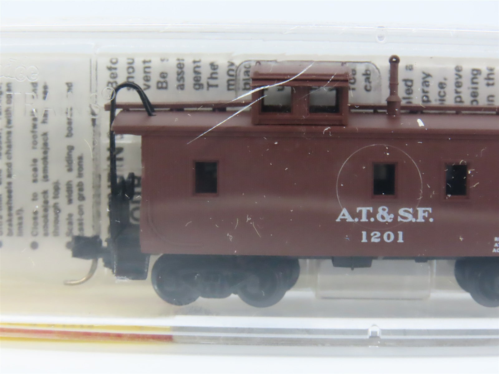 N Scale Micro-Trains MTL 51100 ATSF Santa Fe 34' Wood-Sheathed Caboose 1201 RTR