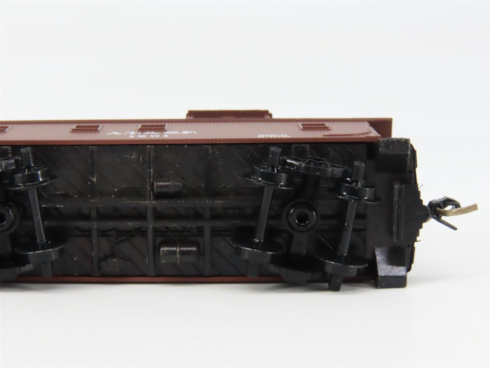 N Scale Micro-Trains MTL 51100 ATSF Santa Fe 34' Wood-Sheathed Caboose 1201 RTR