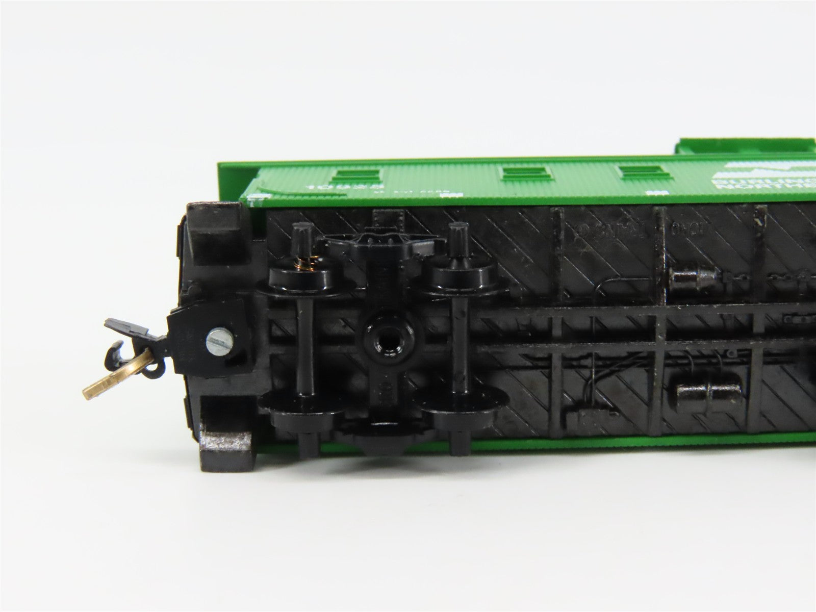 N Scale Micro-Trains MTL 51090 Burlington Northern 34' Wood-Sheathed Caboose RTR