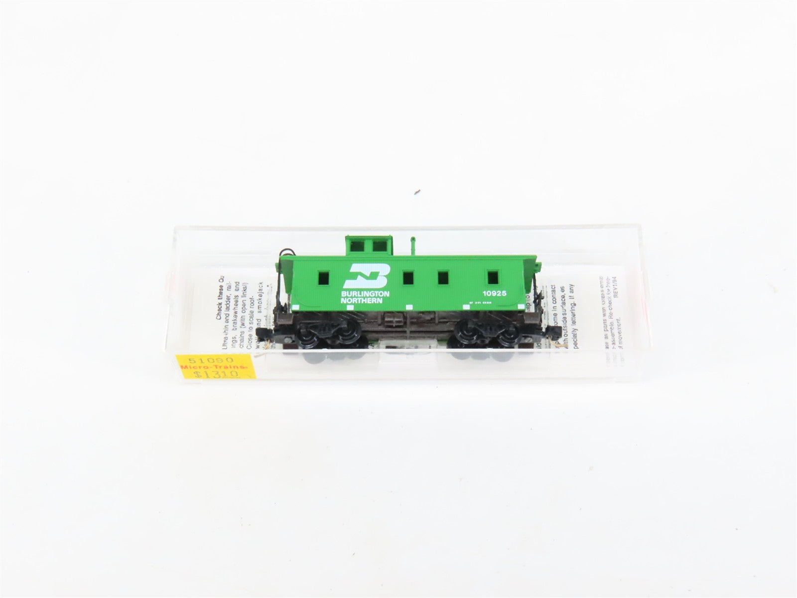 N Scale Micro-Trains MTL 51090 Burlington Northern 34' Wood-Sheathed Caboose RTR