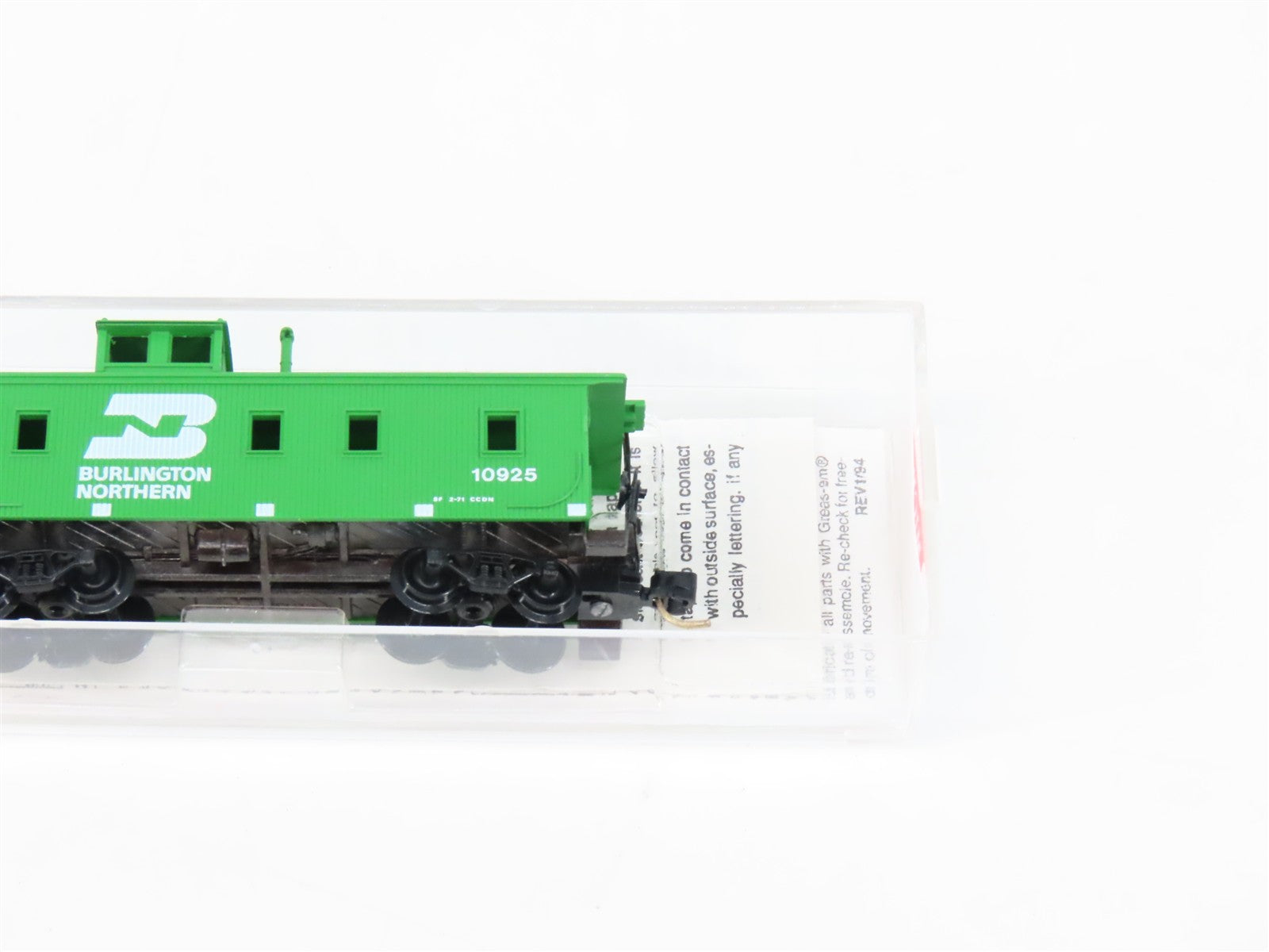 N Scale Micro-Trains MTL 51090 Burlington Northern 34' Wood-Sheathed Caboose RTR