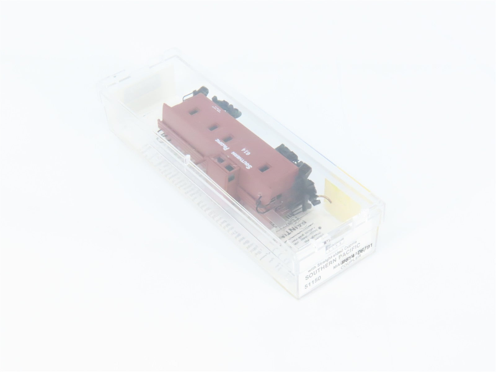 N Scale Micro-Trains MTL 51150 SP Southern Pacific 34' Wood-Sheathed Caboose RTR