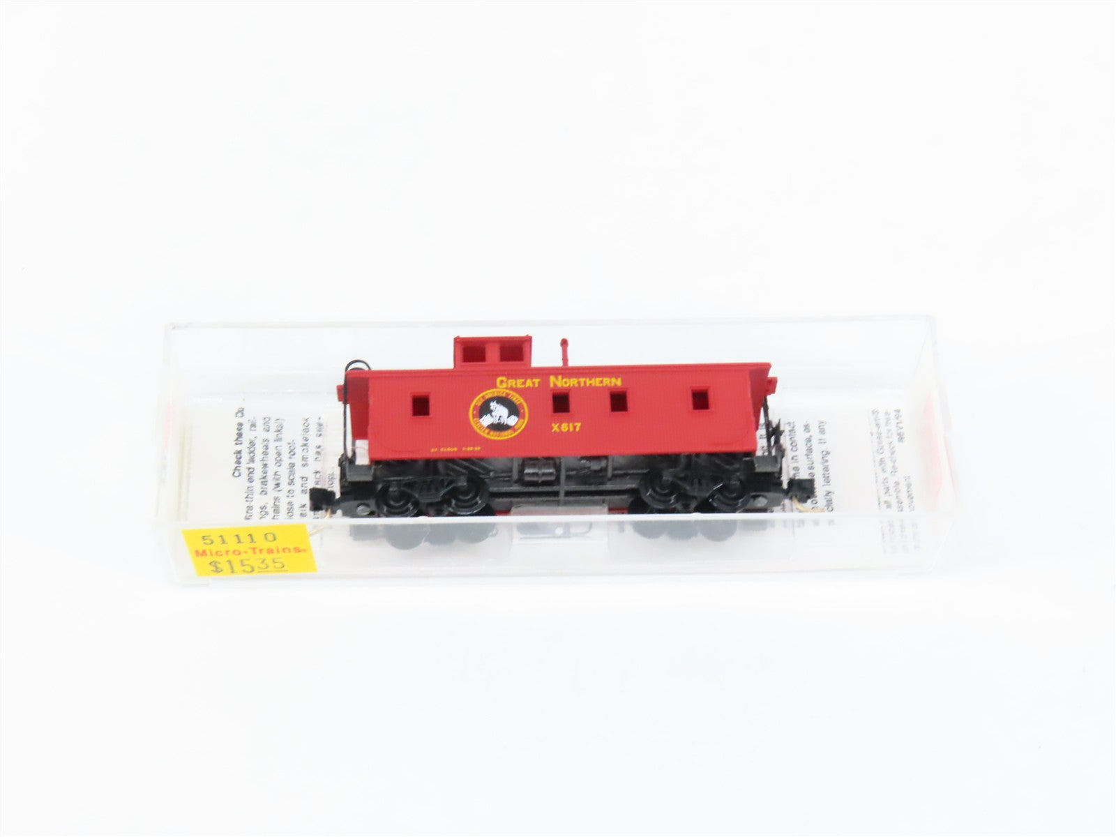 N Scale Micro-Trains MTL 51110 Great Northern 34' Wood-Sheathed Caboose X617 RTR