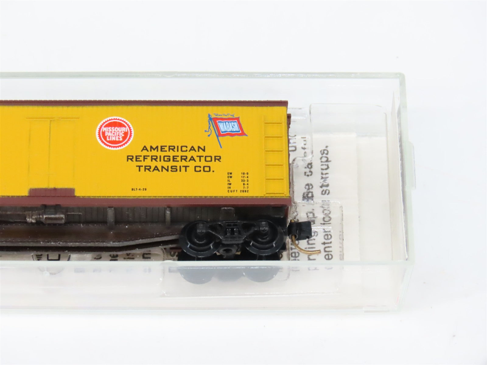 N Scale Micro-Trains MTL 49290 American Refrigerator Transit Co. 40' Reefer RTR