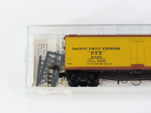 N Scale Micro-Trains MTL 49250 PFE Pacific Fruit Express 40' Reefer 31425 RTR