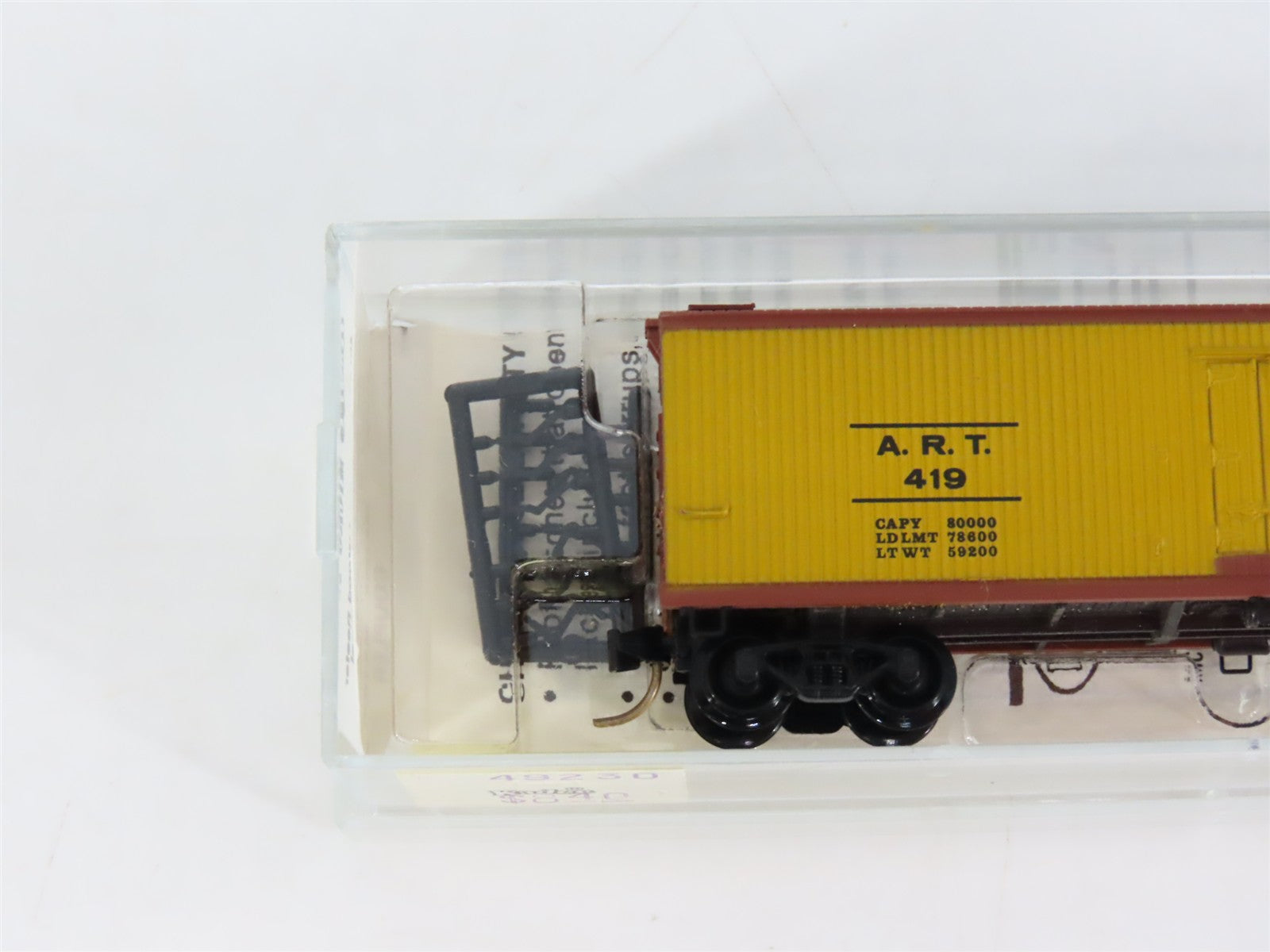 N Scale Micro-Trains MTL 49230 American Refrigerator Transit 40' Reefer RTR