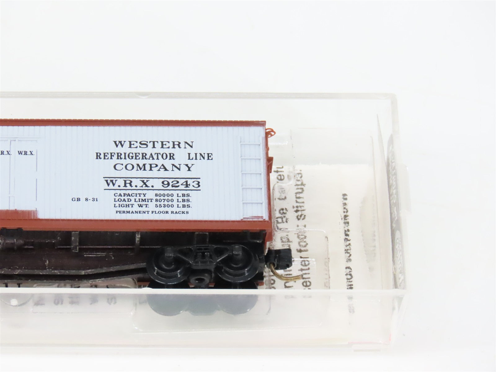 N Scale Micro-Trains MTL 49310 Green Bay & Western 40' Wood-Sheathed Reefer RTR