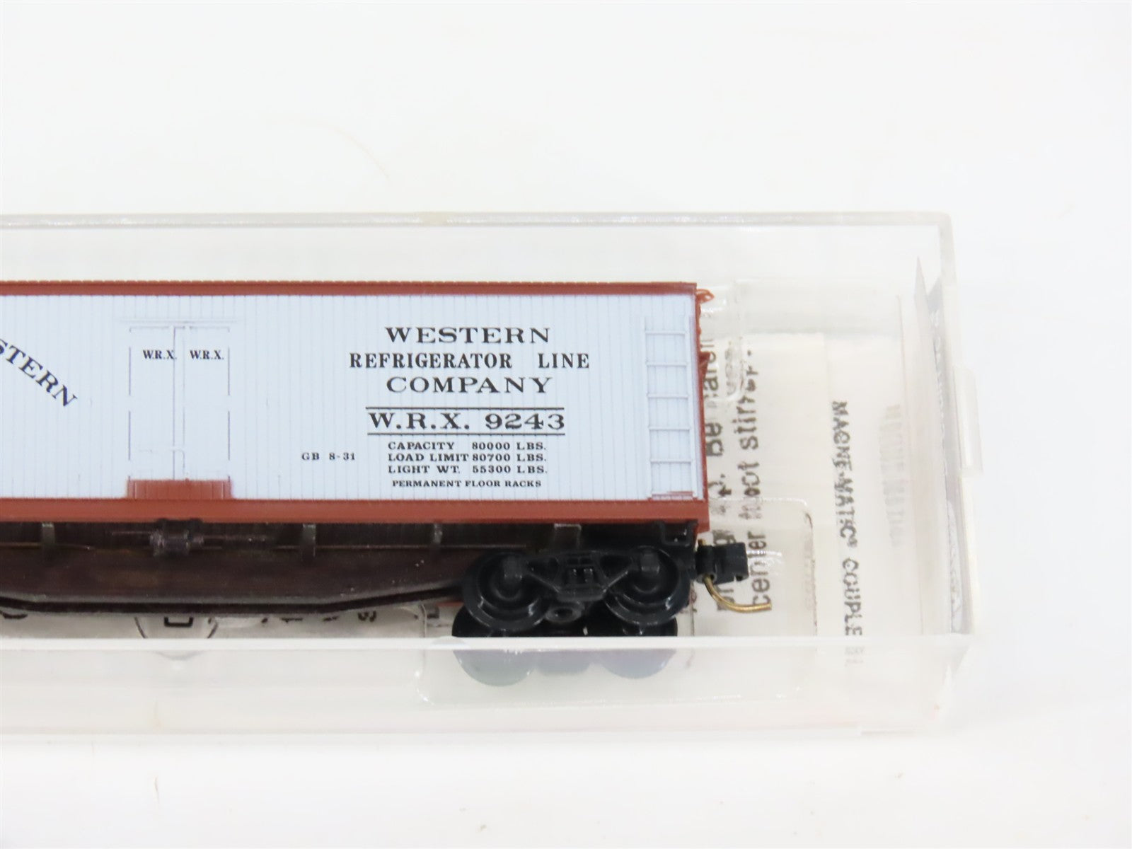 N Scale Micro-Trains MTL 49310 Green Bay & Western 40' Wood-Sheathed Reefer RTR