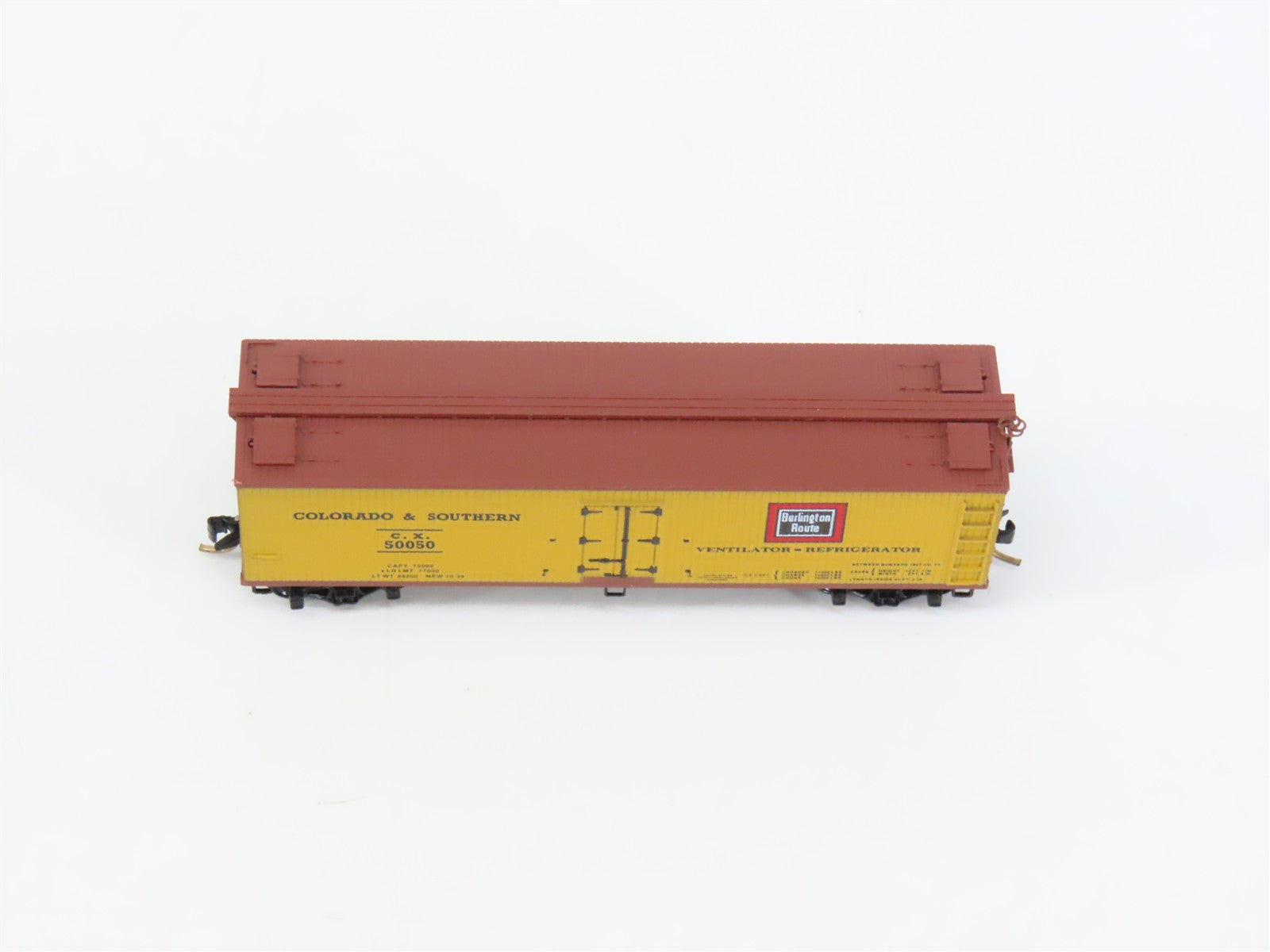 N Scale Micro-Trains MTL 49370 CX Colorado & Southern 40' Reefer 50050 RTR