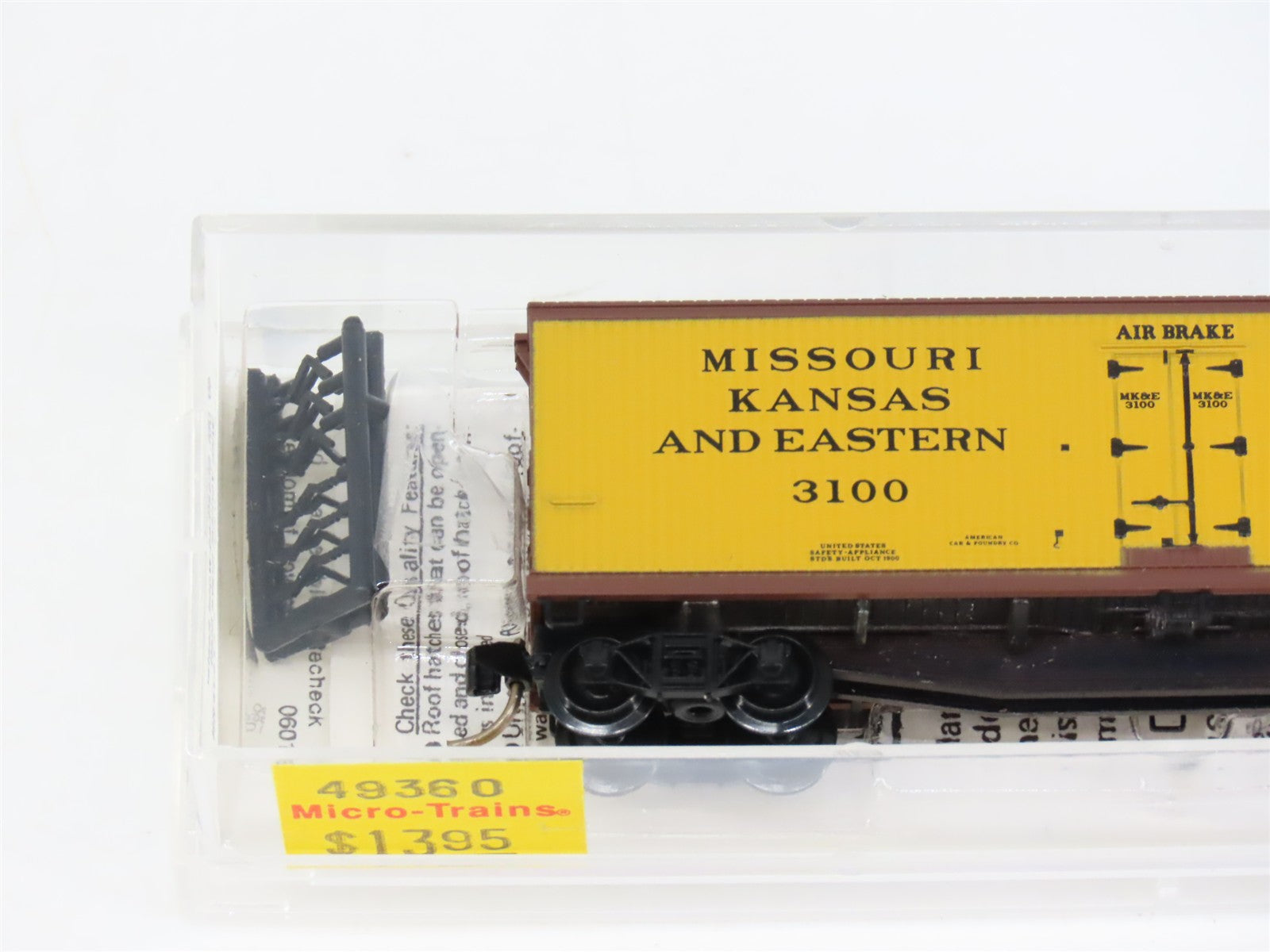 N Scale Micro-Trains MTL 49360 Missouri, Kansas & Eastern 40' Reefer RTR