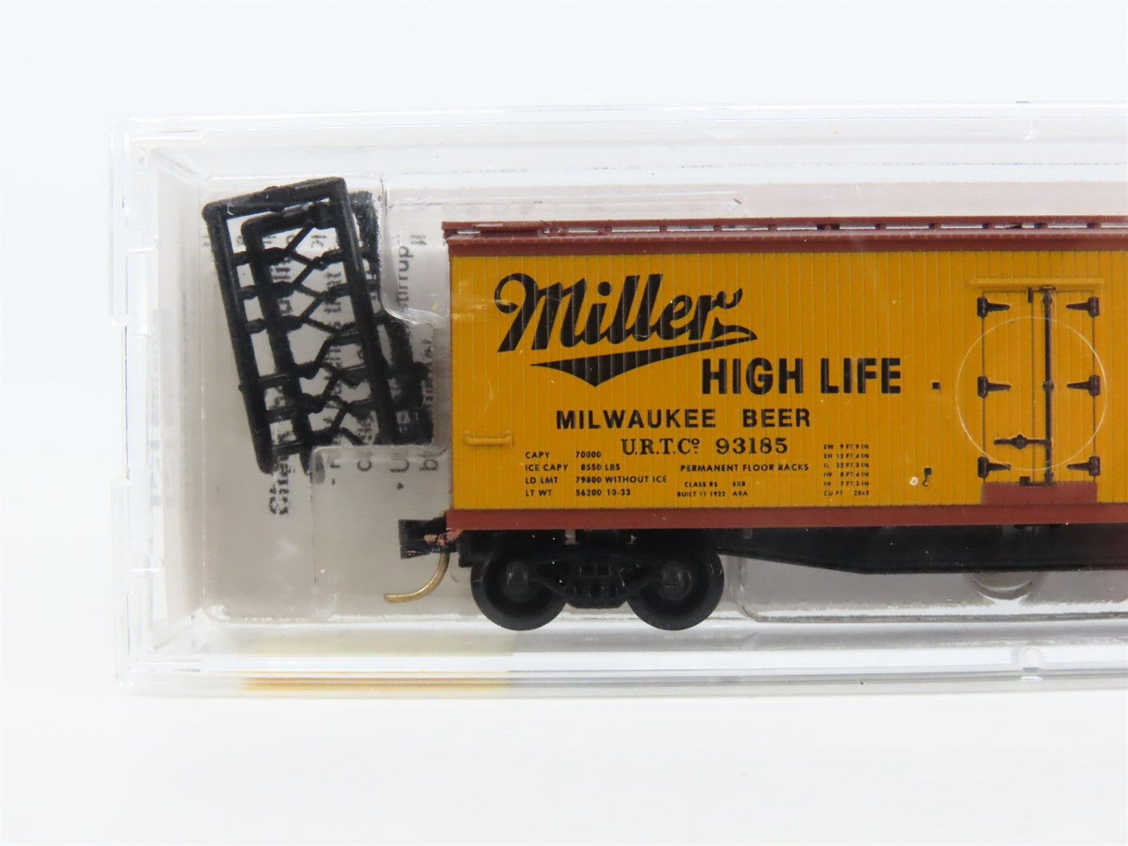 N Scale Micro-Trains MTL 49410 URTC Miller High Life 40' Reefer 93185 RTR