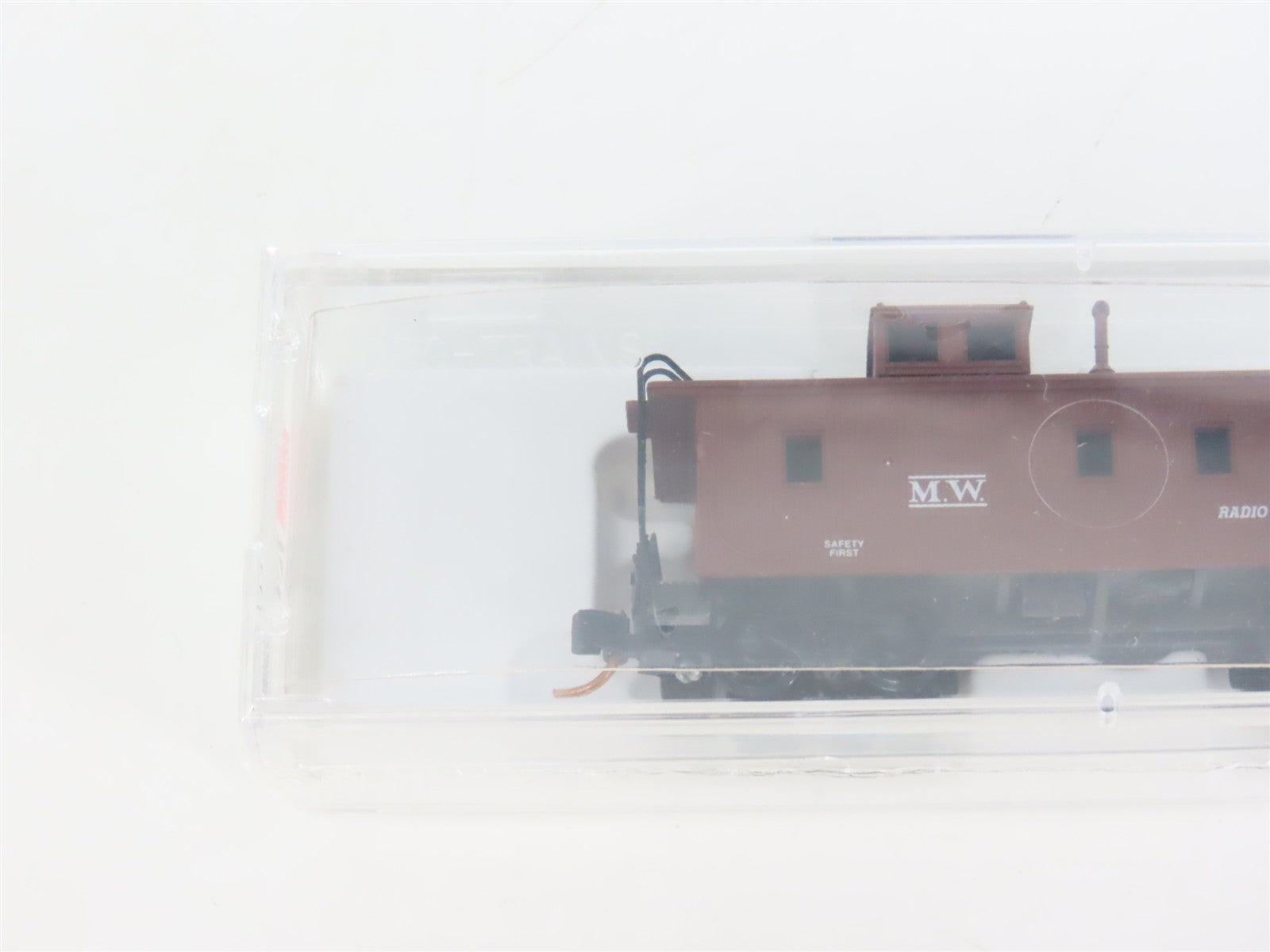 N Scale Micro-Trains MTL 51200 Maintenance of Way 34' Wood-Sheathed Caboose RTR