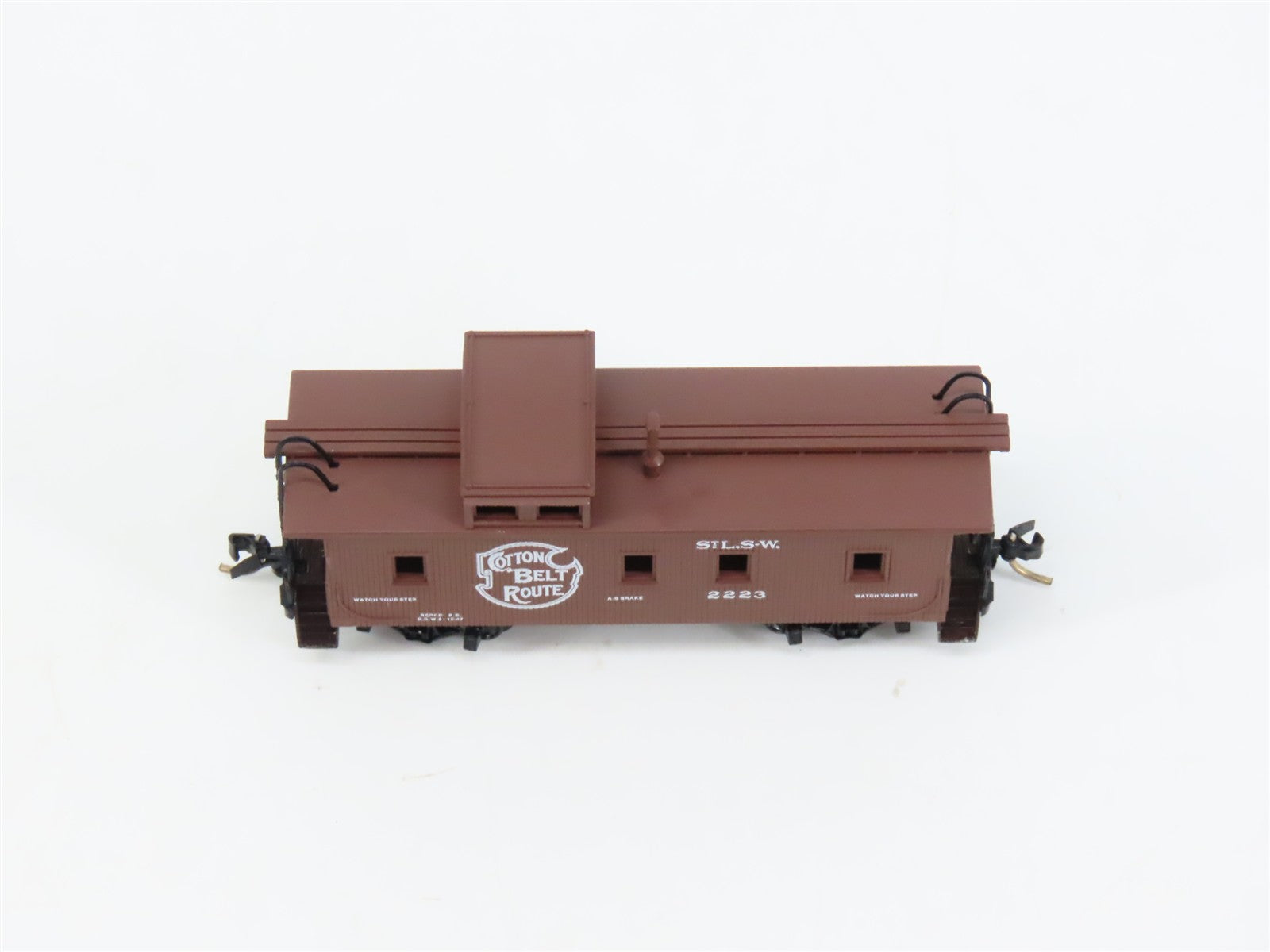 N Scale Micro-Trains MTL 51170 Cotton Belt Route 34' Wood-Sheathed Caboose RTR