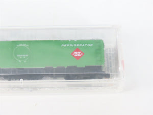 N Scale Micro-Trains MTL 52030 REX Santa Fe 52' Riveted Steel Express Reefer RTR