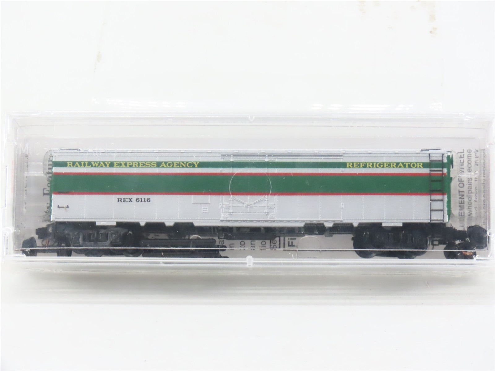 N Scale Micro-Trains MTL 52080 REX Railway Express Agency 52' Reefer 6116 RTR