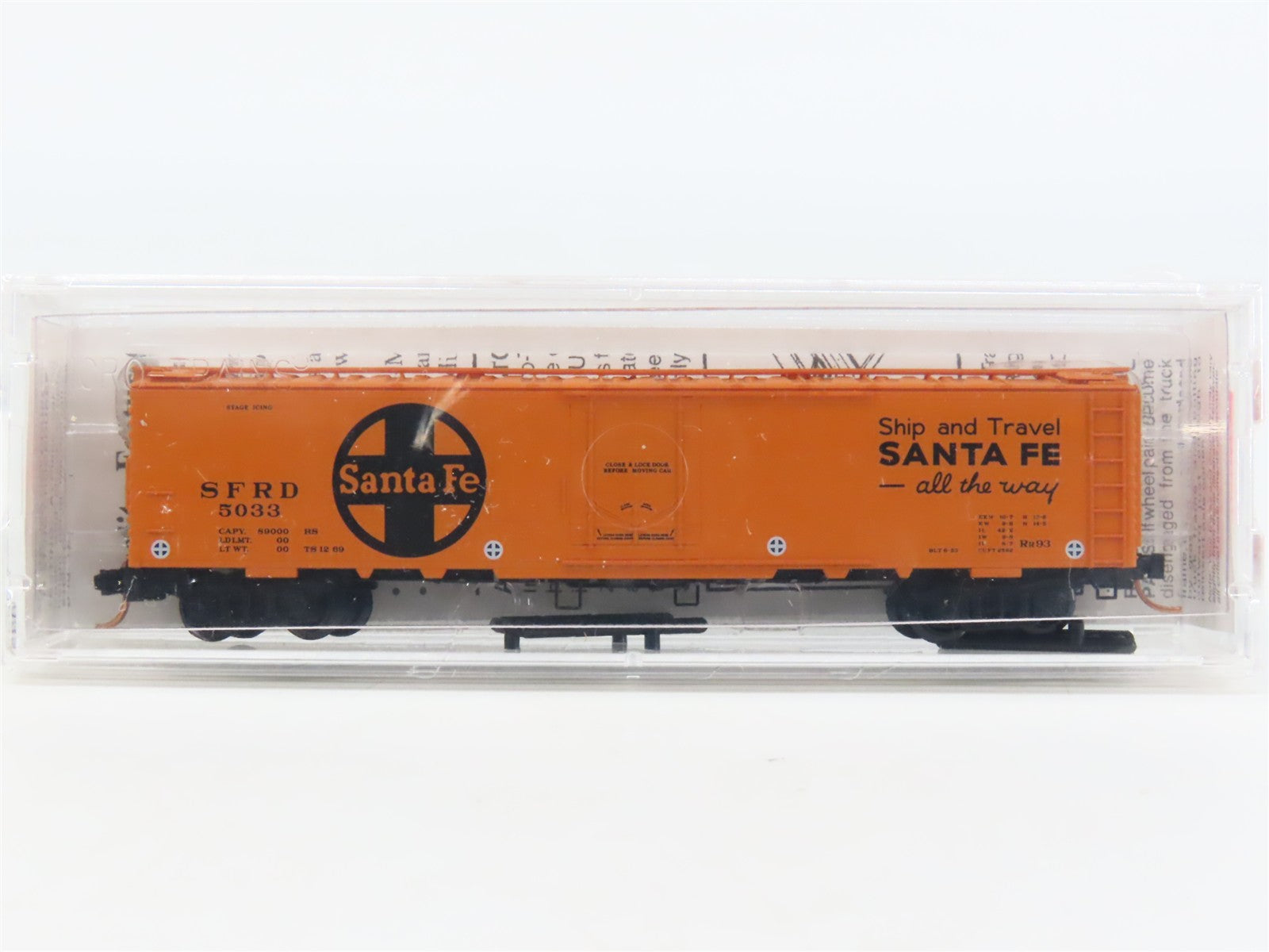 N Scale Micro-Trains MTL 52050 Atchison, Topeka & Santa Fe 52' Reefer RTR