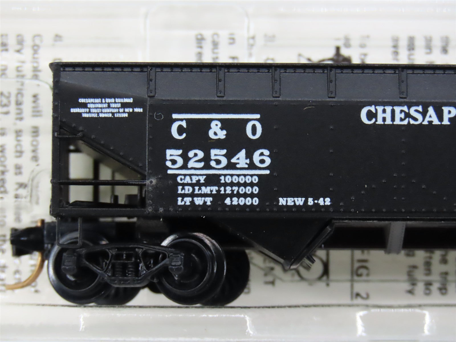 N Scale Micro-Trains MTL 55030 C&O Chesapeake & Ohio 33' 2-Bay Hopper 52546 RTR