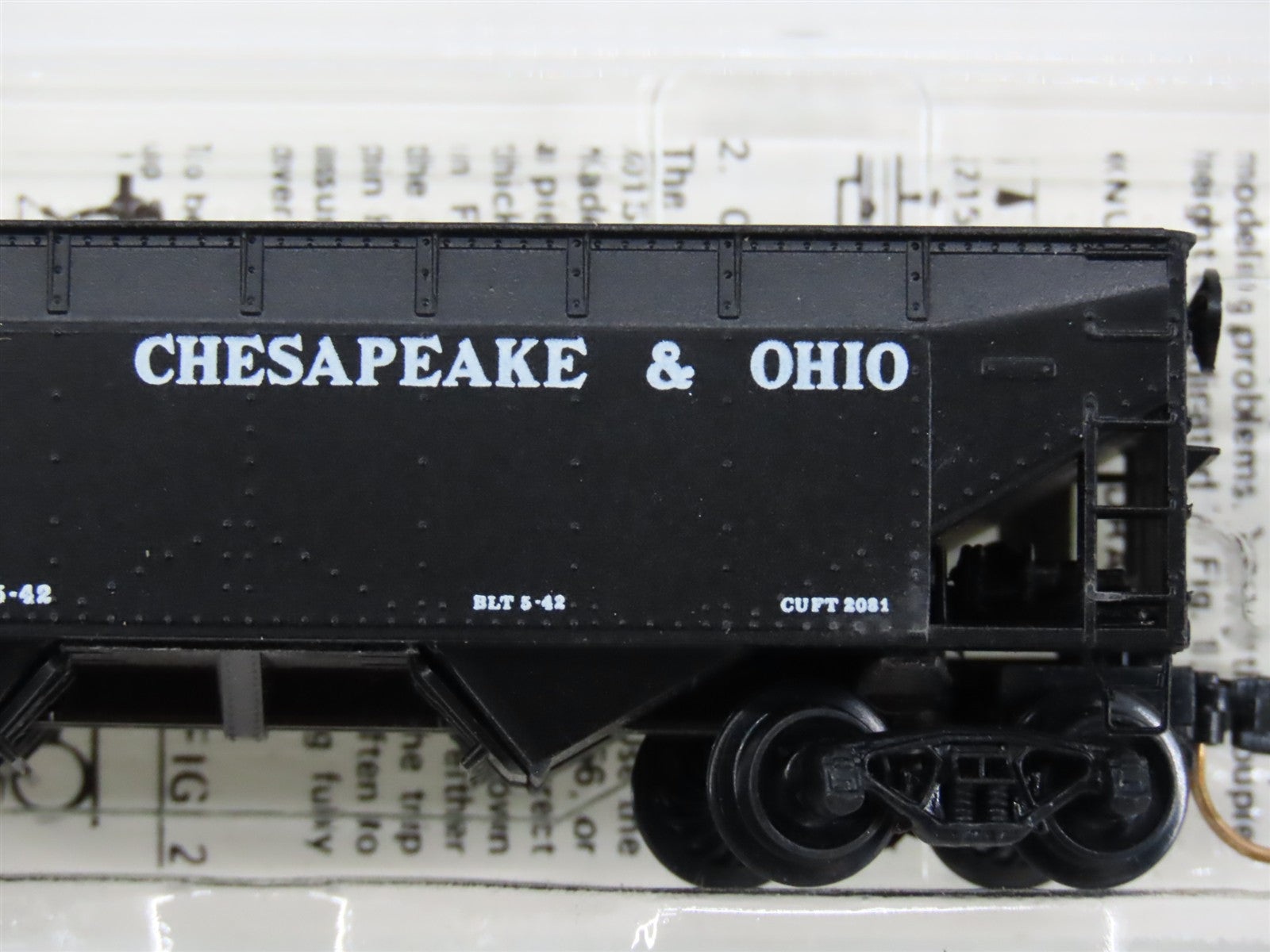 N Scale Micro-Trains MTL 55030 C&O Chesapeake & Ohio 33' 2-Bay Hopper 52546 RTR