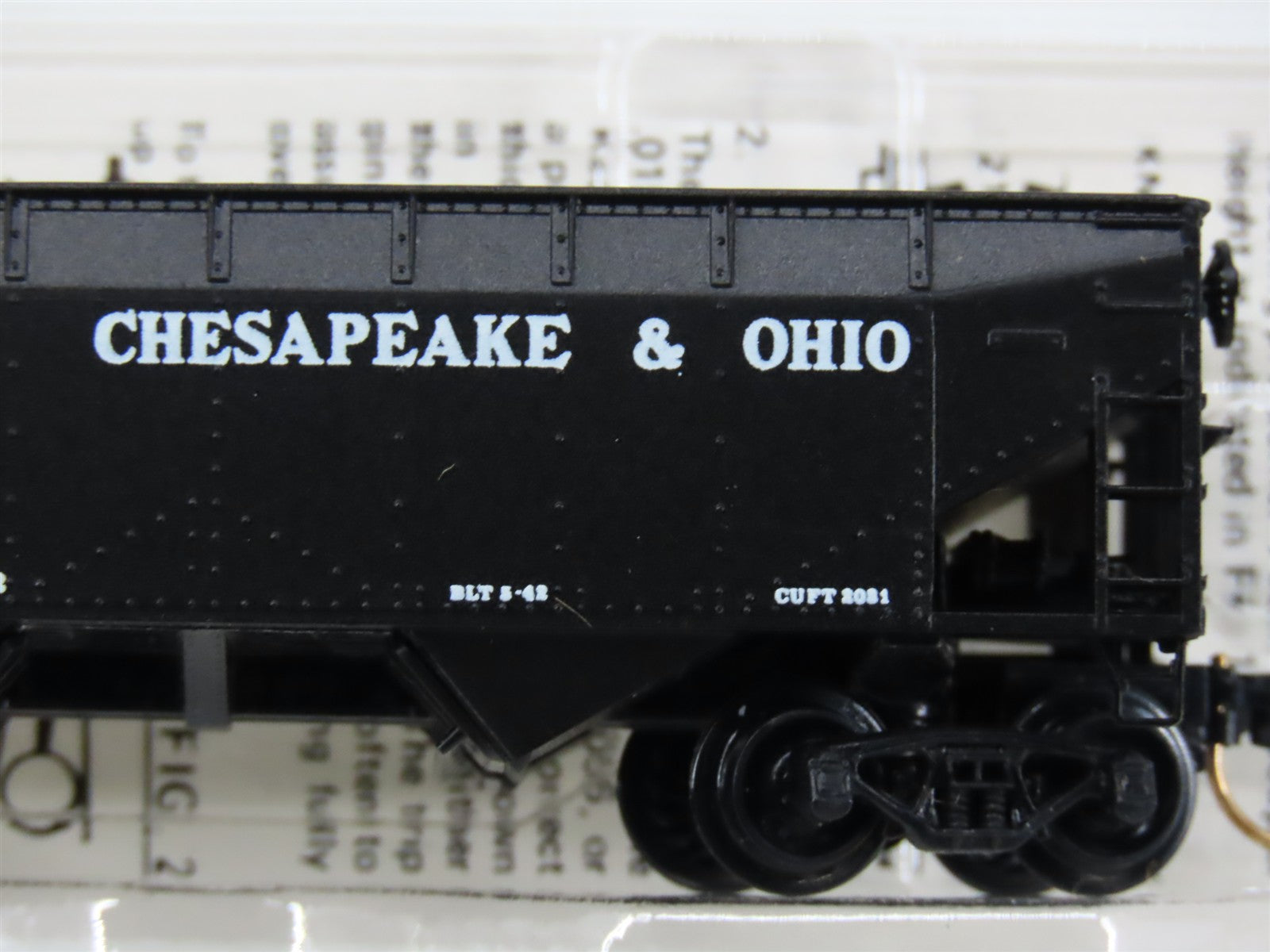 N Scale Micro-Trains MTL 55030 C&O Chesapeake & Ohio 33' 2-Bay Hopper 52546 RTR