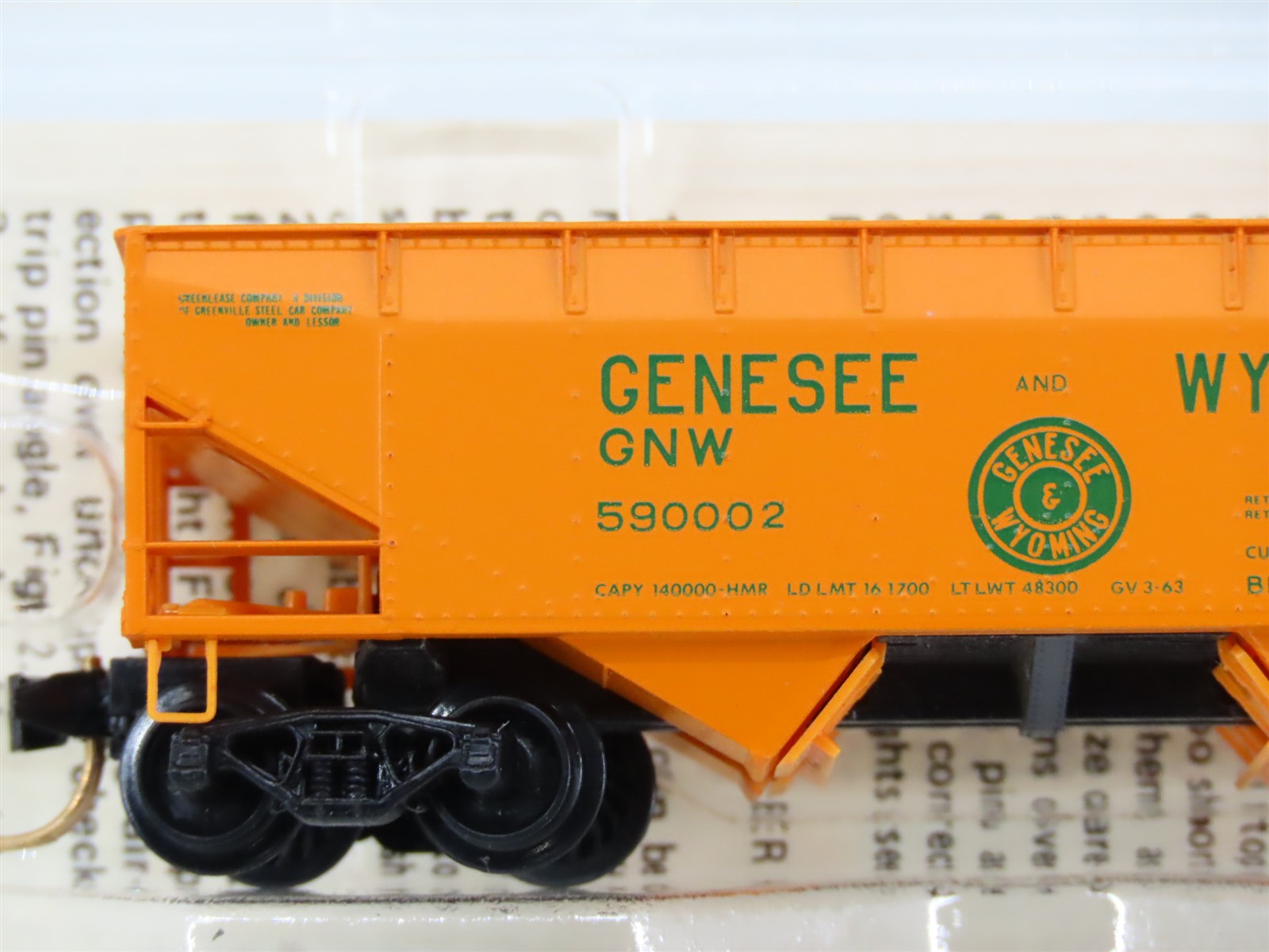 N Scale Micro-Trains MTL 55050 GNW Genesee & Wyoming 33' Hopper 590002 RTR