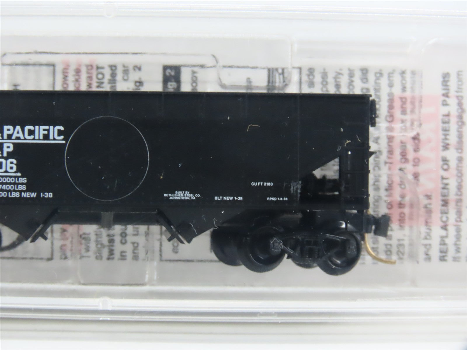 N Scale Micro-Trains MTL 55120 T&P Texas & Pacific 33' 2-Bay Hopper 9006 RTR