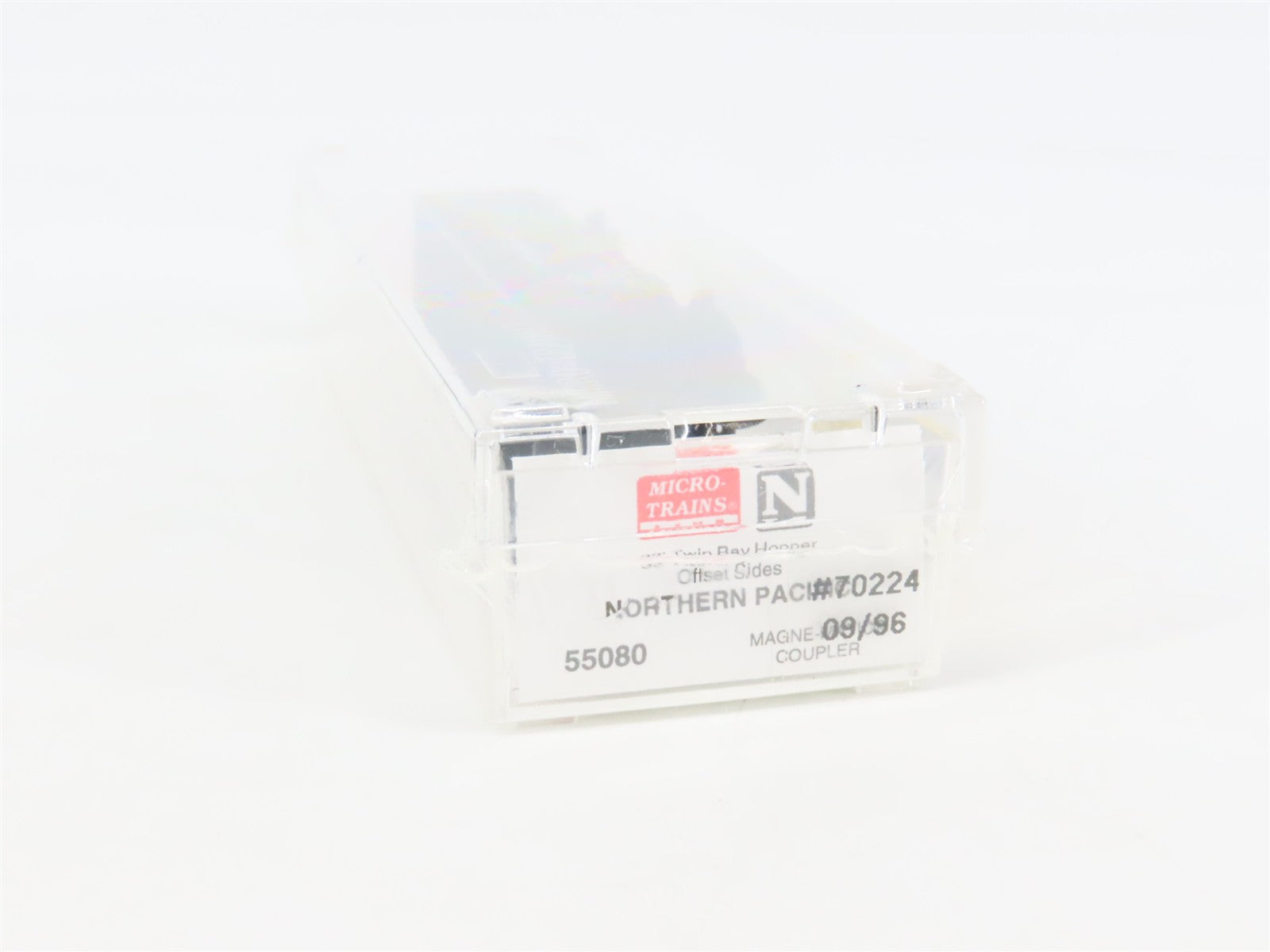 N Scale Micro-Trains MTL 55080 NP Northern Pacific 33' 2-Bay Hopper 70224 RTR