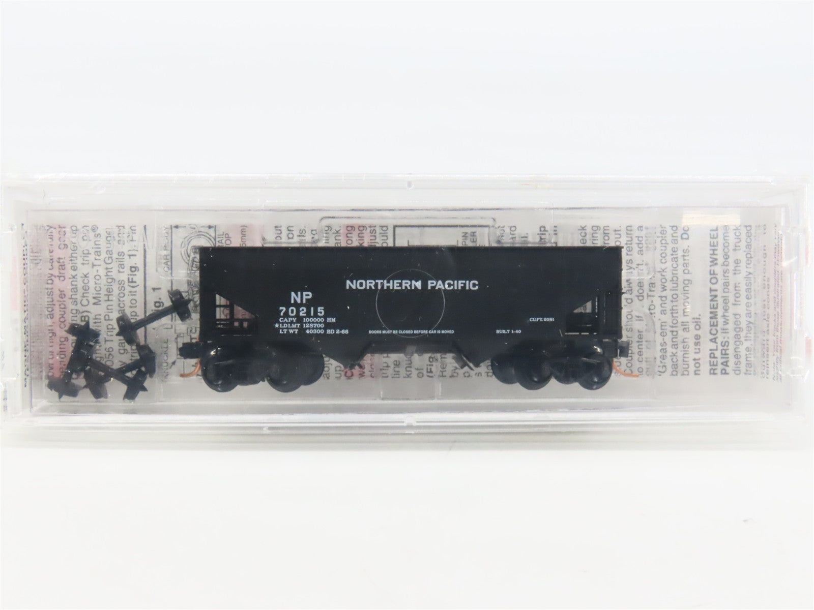 N Scale Micro-Trains MTL 55080 NP Northern Pacific 33' 2-Bay Hopper 70215 RTR