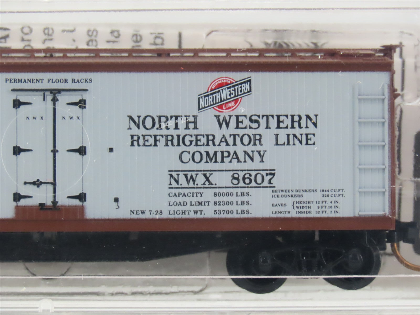 N Scale Micro-Trains MTL 49520 North Western Refrigerator Line 40' Reefer RTR