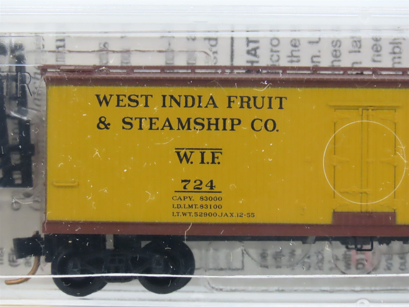 N Scale Micro-Trains MTL 49510 West India Fruit & Steamship Company Reefer RTR