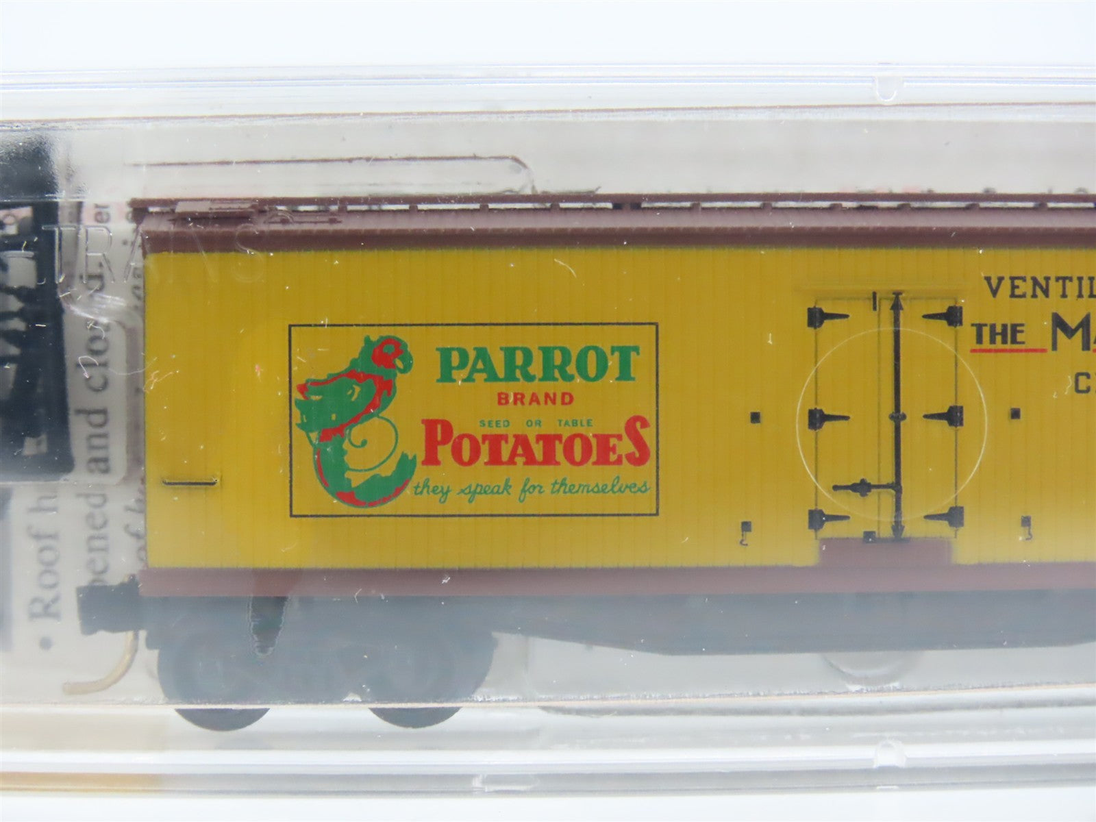 N Scale Micro-Trains MTL 49480 MACX Mahaffey Commission Co. 40' Reefer 3300 RTR
