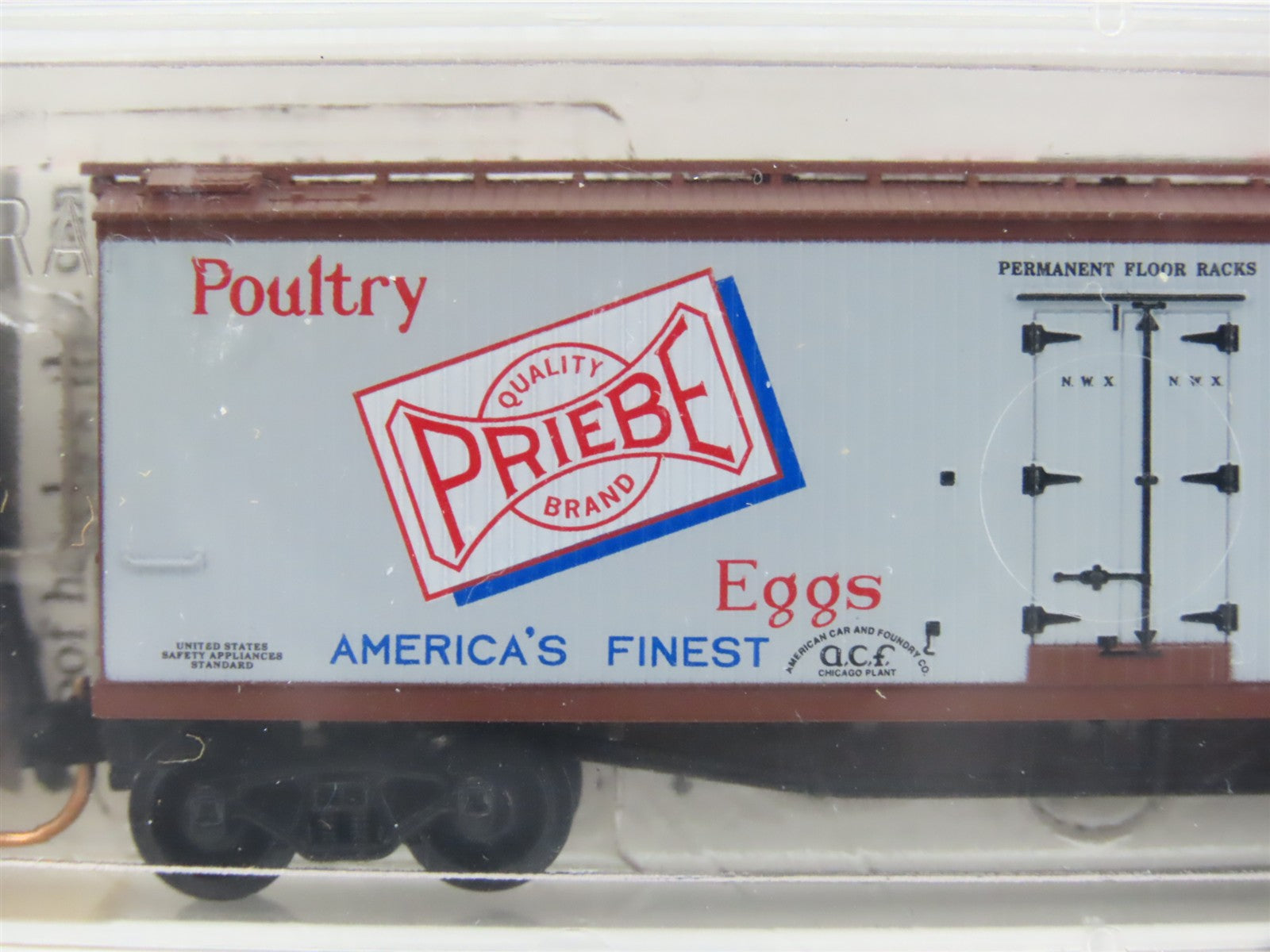 N Scale Micro-Trains MTL 49520 North Western Refrigerator Line 40' Reefer RTR