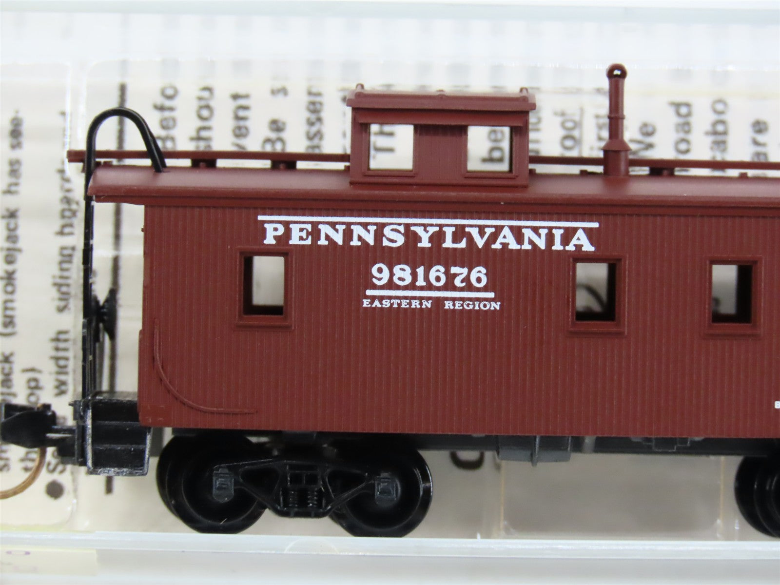 N Scale Micro-Trains MTL 50020 PRR Pennsylvania 34' Wood Sheathed Caboose RTR