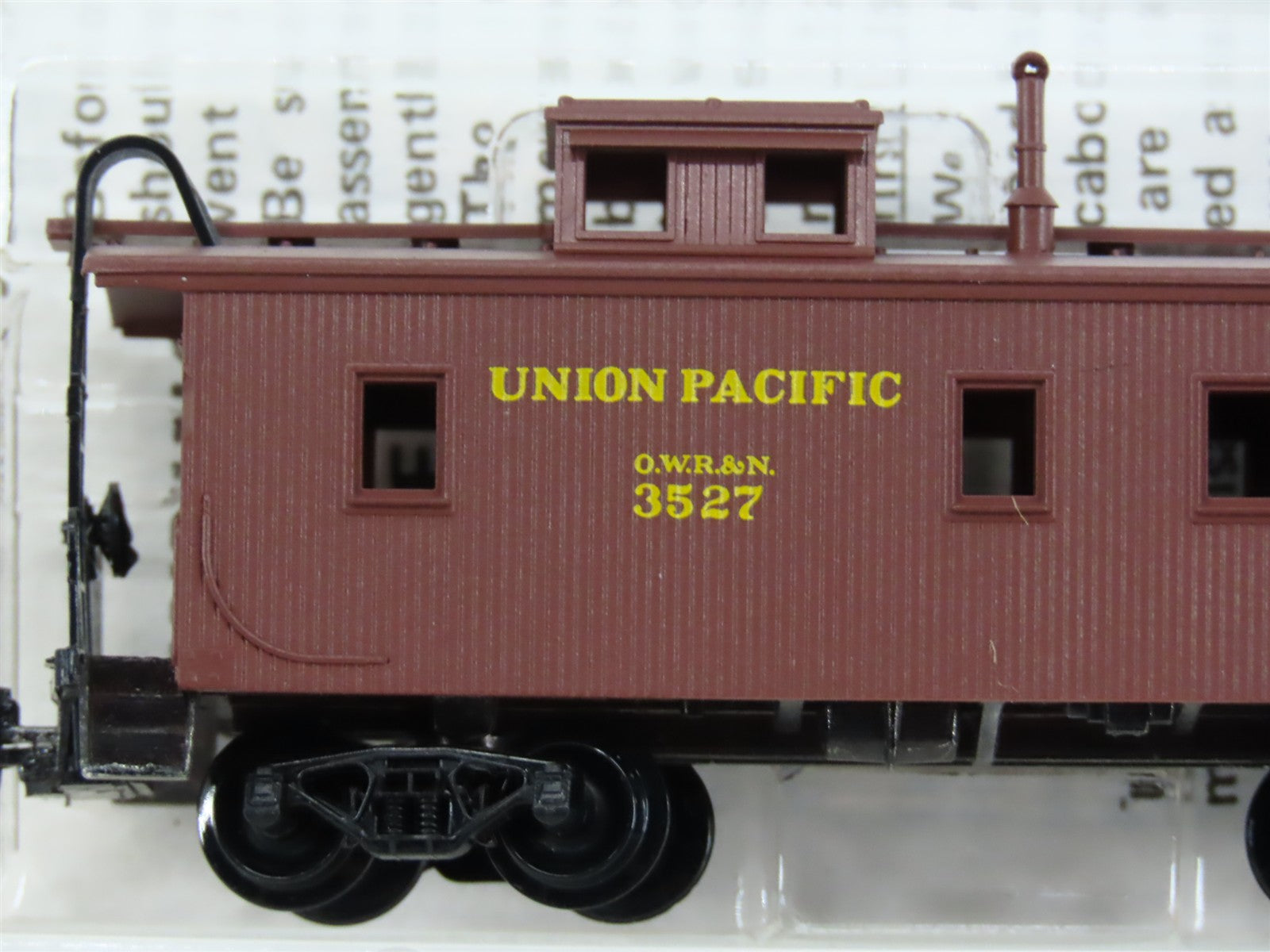 N Scale Micro-Trains MTL 50010 UP Union Pacific Wood-Sheathed Caboose 3527 RTR