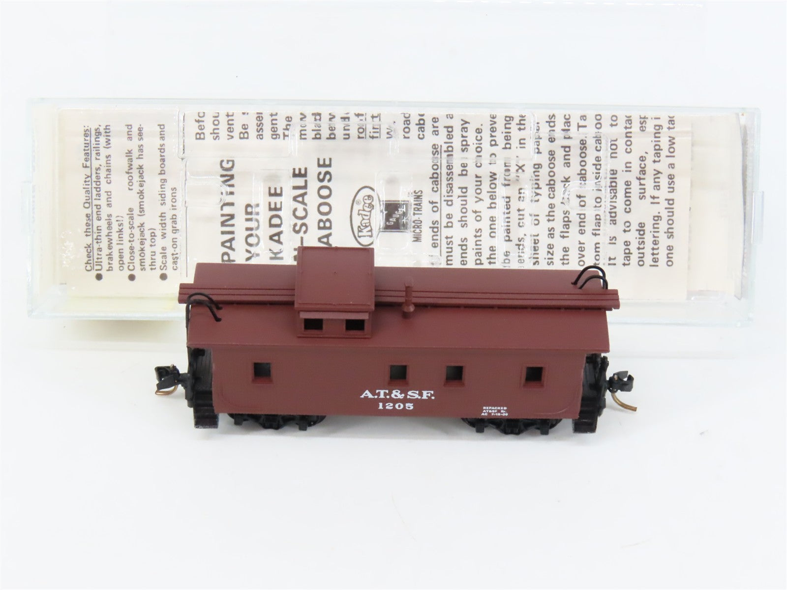 N Scale Micro-Trains MTL 50040 ATSF Santa Fe 34' Wood-Sheathed Caboose 1205 RTR